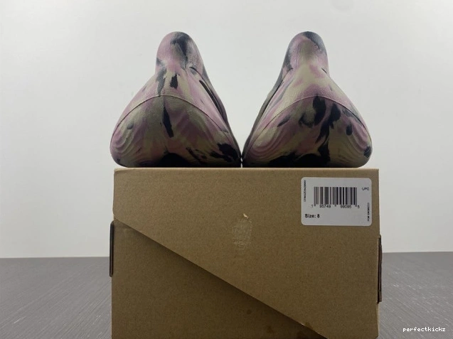 Yeezy IG9562 Foam RNR MX Adidas Carbon 0804